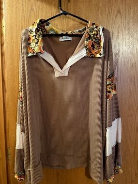 Aptics Women's Brown Waffle-Knit Pullover Hoodie with Floral Trim